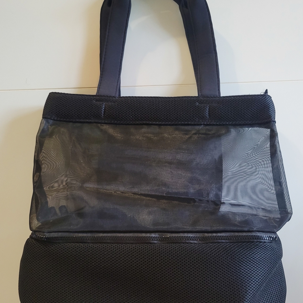 La Vie En Rose Black Mesh Tote Bag With Two Compartments